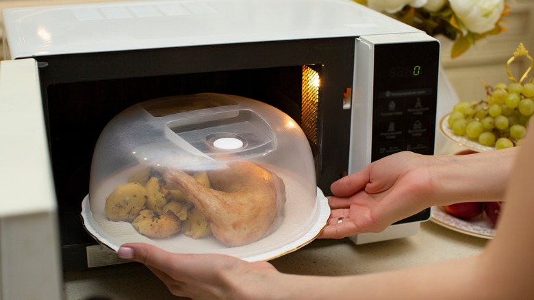 Microwave collapsible tovolo